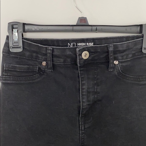 Black Jeans - Picture 2 of 4